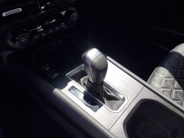 2026 Gun Metallic/Scarlet Ember Tintcoat Nissan Kicks SV FWD SUV