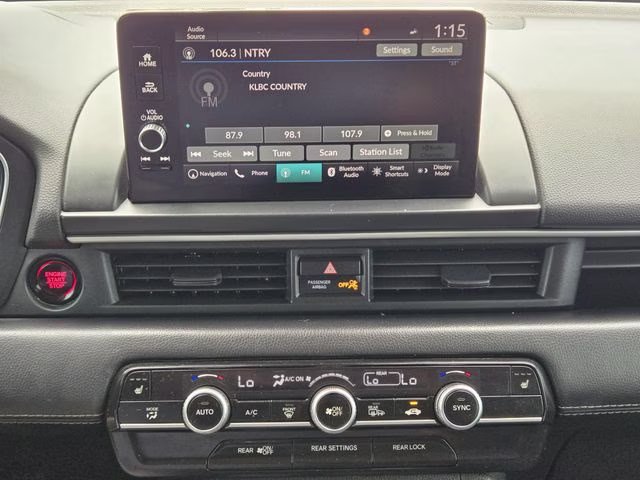 2024 White Honda Pilot Touring AWD SUV