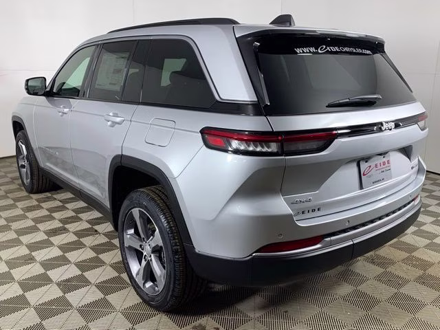 2026 Silver Zynith Jeep Grand Cherokee Limited 4X4 SUV