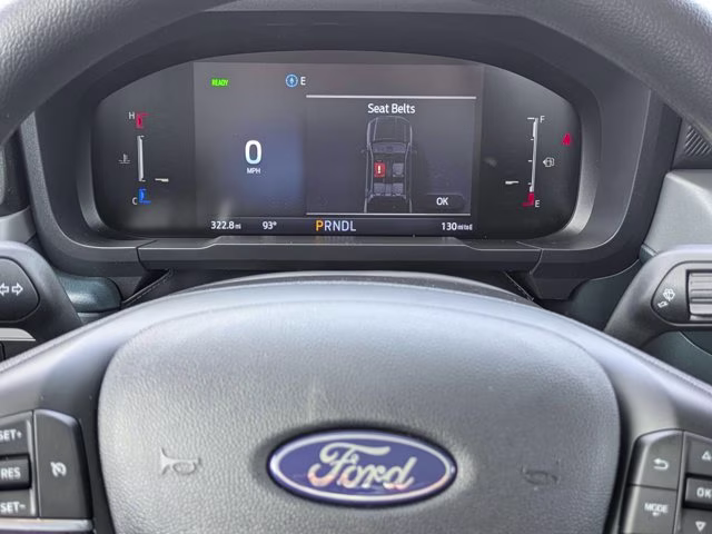 2026 Oxford White Ford Maverick XL FWD Truck