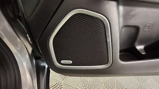 2023 Billet Silver Metallic Clearcoat Jeep Compass Latitude 4X4 SUV