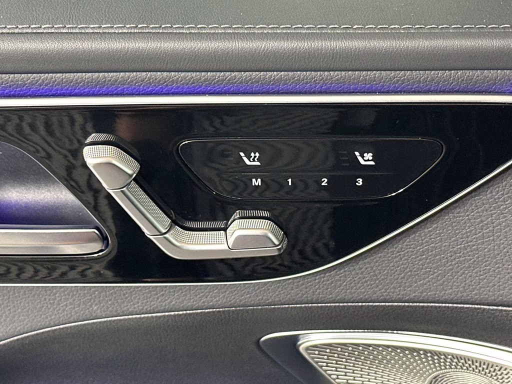 2025 Obsidian Black Metallic Mercedes-Benz C-Class C 300 AWD Sedan