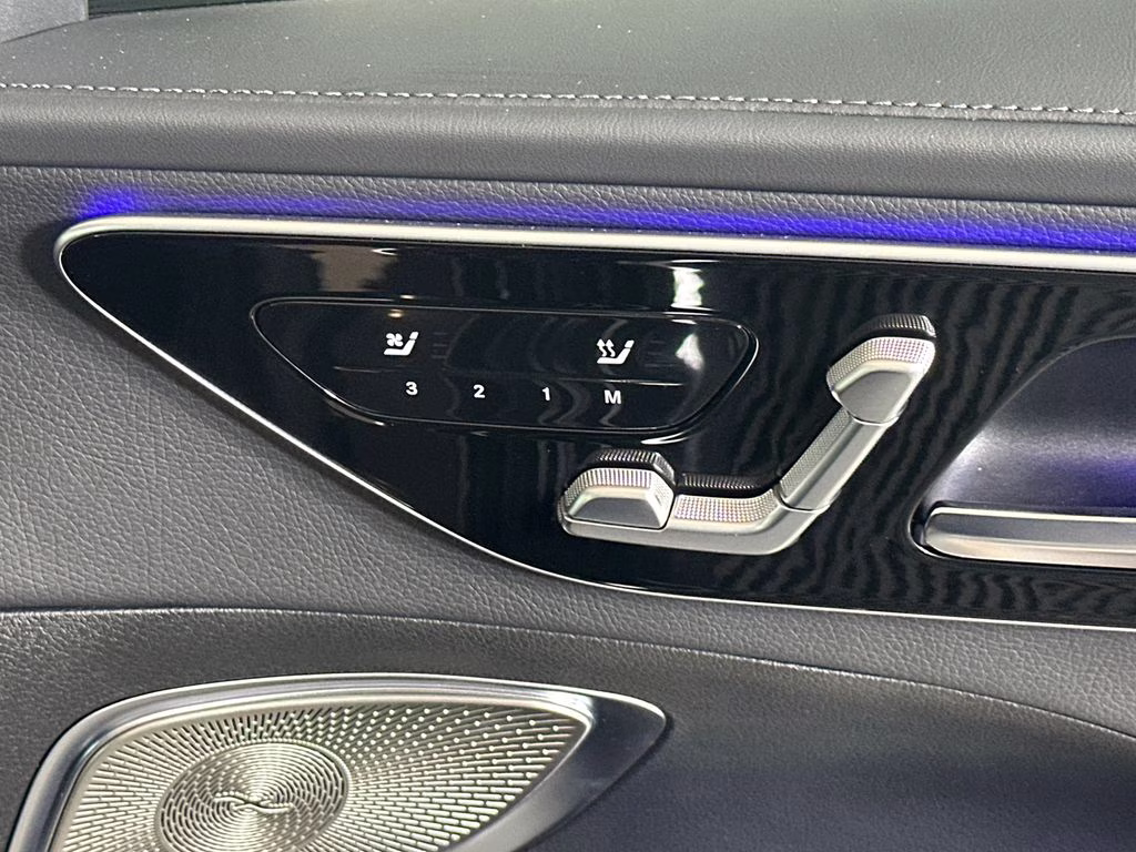 2025 Obsidian Black Metallic Mercedes-Benz C-Class C 300 AWD Sedan