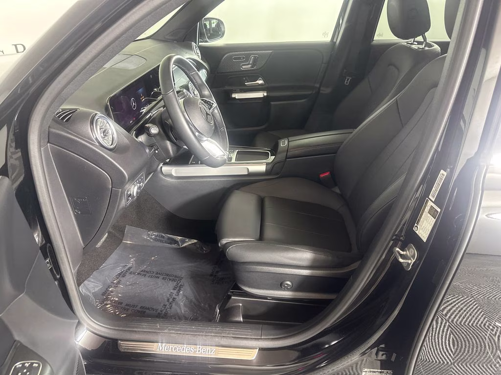 2025 Night Black Mercedes-Benz GLB GLB 250 AWD SUV
