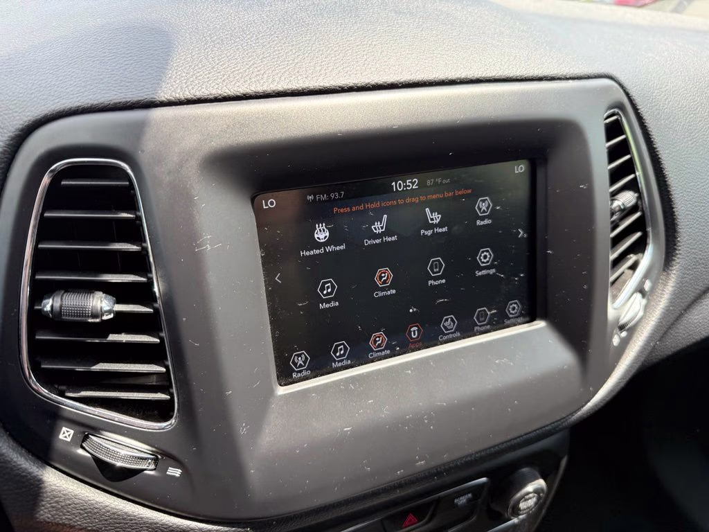 2020 Olive Green Pearlcoat Jeep Compass Latitude 4X4 SUV