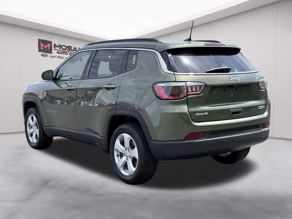2020 Olive Green Pearlcoat Jeep Compass Latitude 4X4 SUV