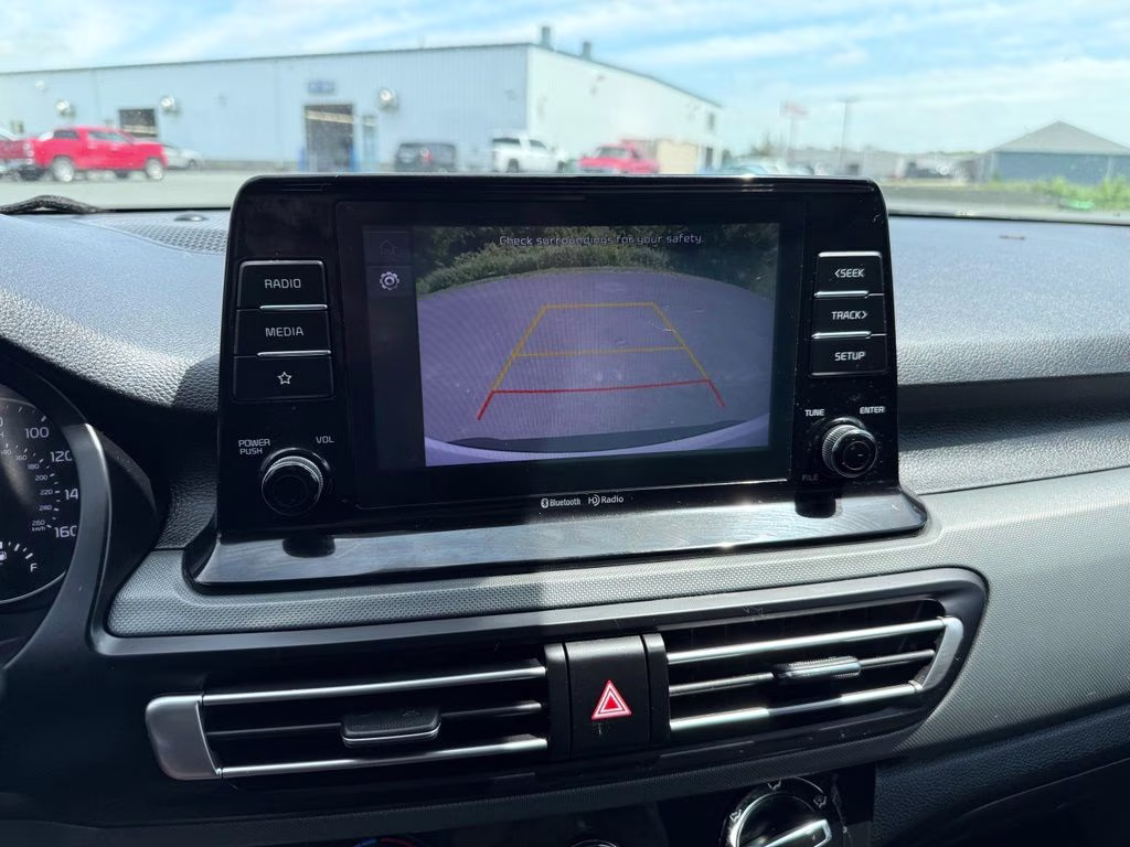 2023 Snow White Pearl Kia Seltos LX AWD SUV