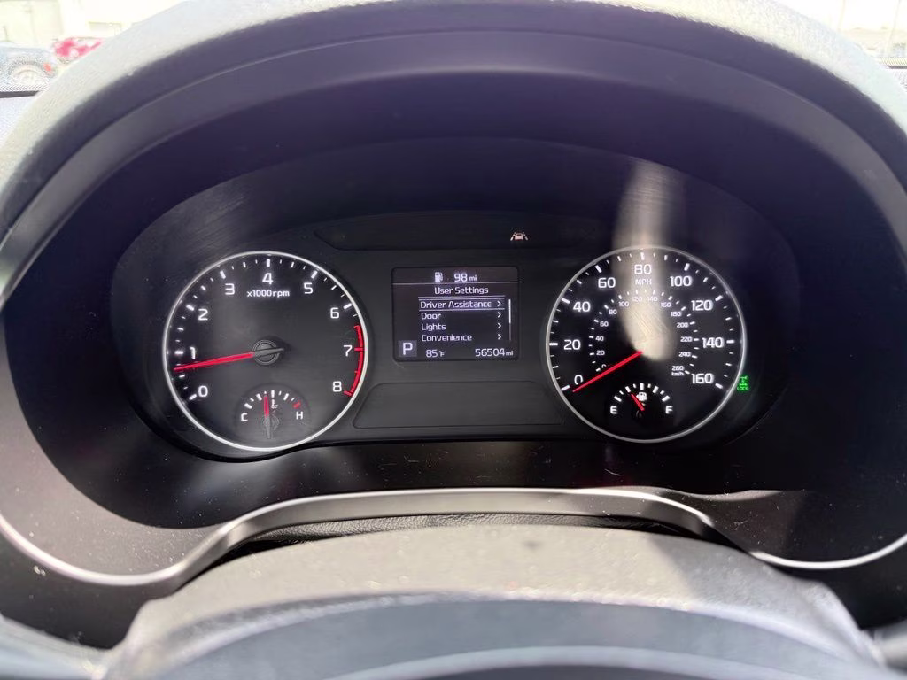 2023 Snow White Pearl Kia Seltos LX AWD SUV