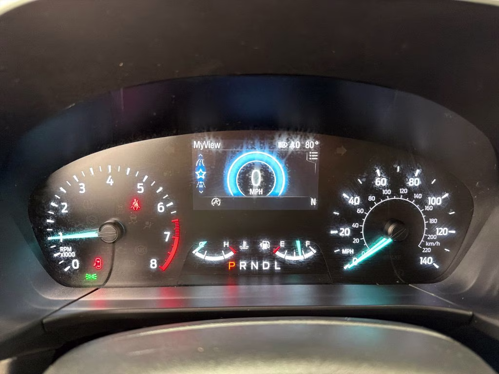 2021 Oxford White Ford Escape SE FWD SUV