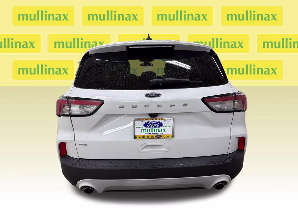 2021 Oxford White Ford Escape SE FWD SUV