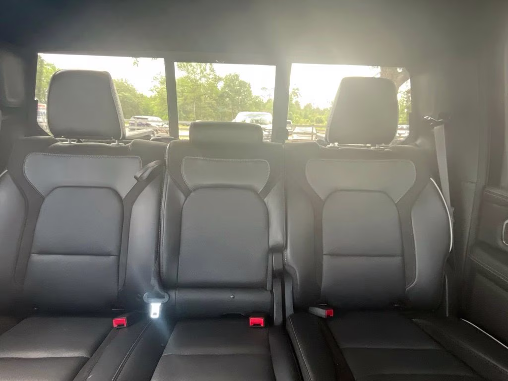 2026 Diamond Black Crystal Pearlcoat Ram 1500 Laramie 4X4 Truck