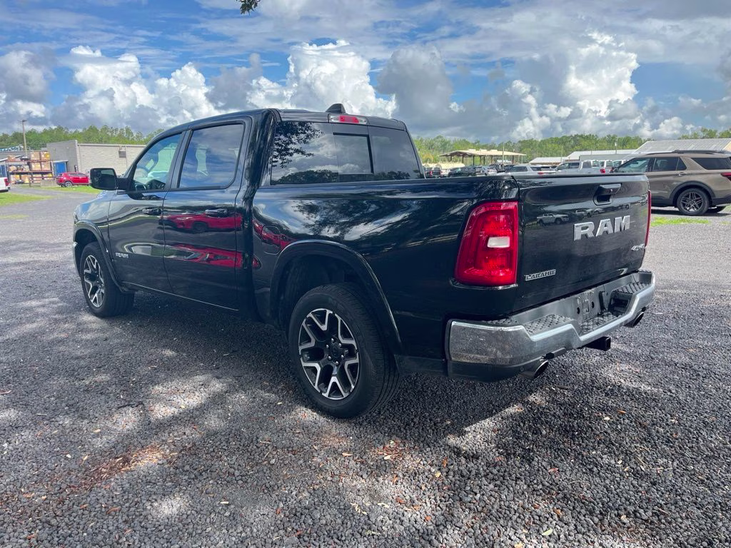 2026 Diamond Black Crystal Pearlcoat Ram 1500 Laramie 4X4 Truck