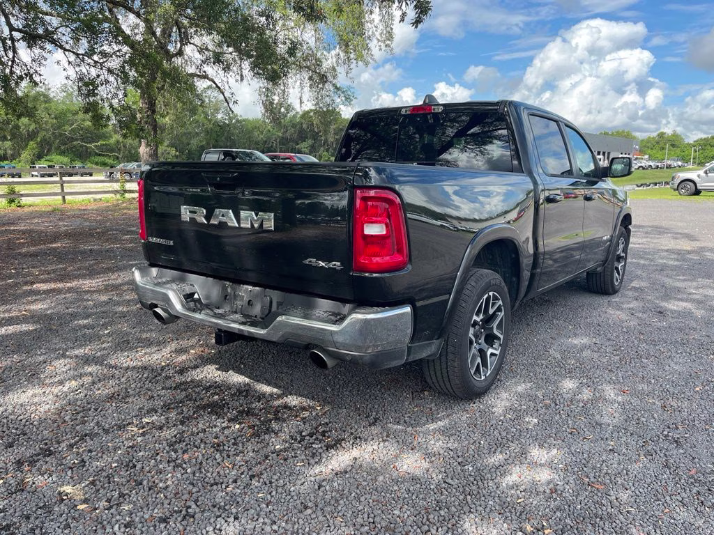 2026 Diamond Black Crystal Pearlcoat Ram 1500 Laramie 4X4 Truck