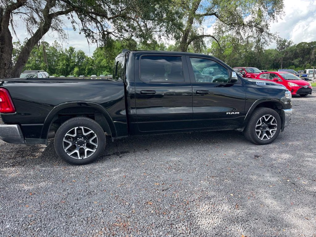 2026 Diamond Black Crystal Pearlcoat Ram 1500 Laramie 4X4 Truck