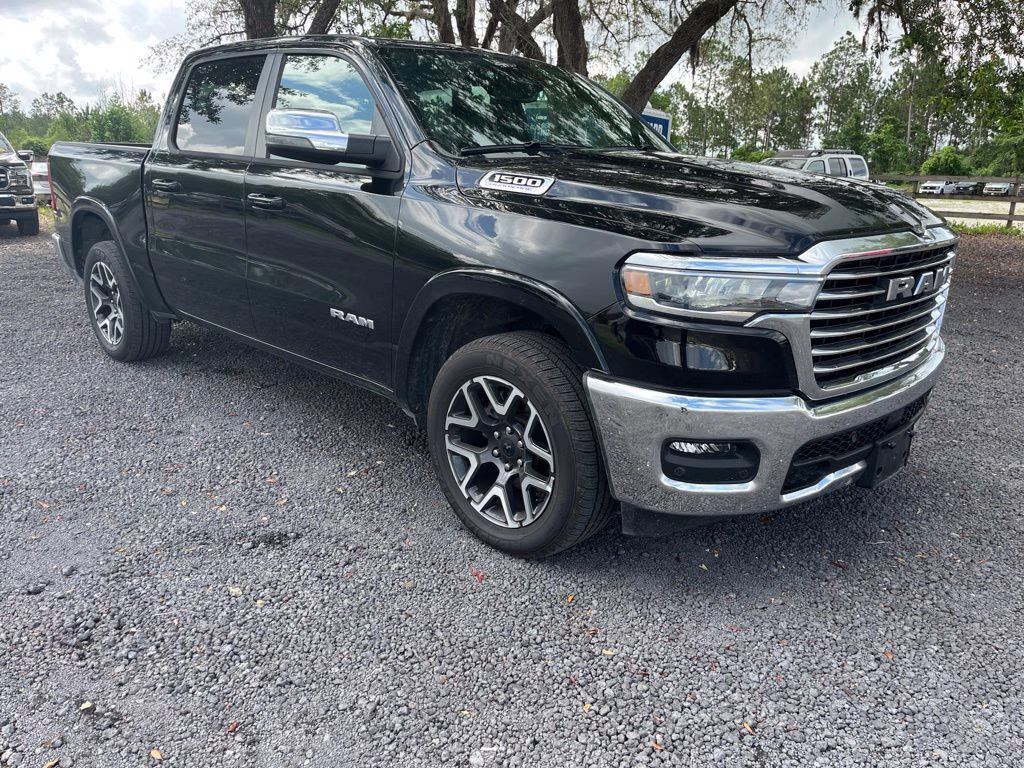 2026 Diamond Black Crystal Pearlcoat Ram 1500 Laramie 4X4 Truck