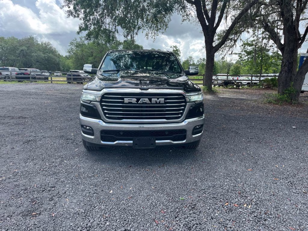 2026 Diamond Black Crystal Pearlcoat Ram 1500 Laramie 4X4 Truck