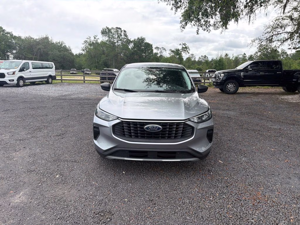 2024 Silver Metallic Ford Escape Active FWD SUV