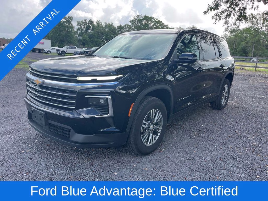 2025 Mosaic Black Metallic Chevrolet Traverse LT 1LT FWD SUV