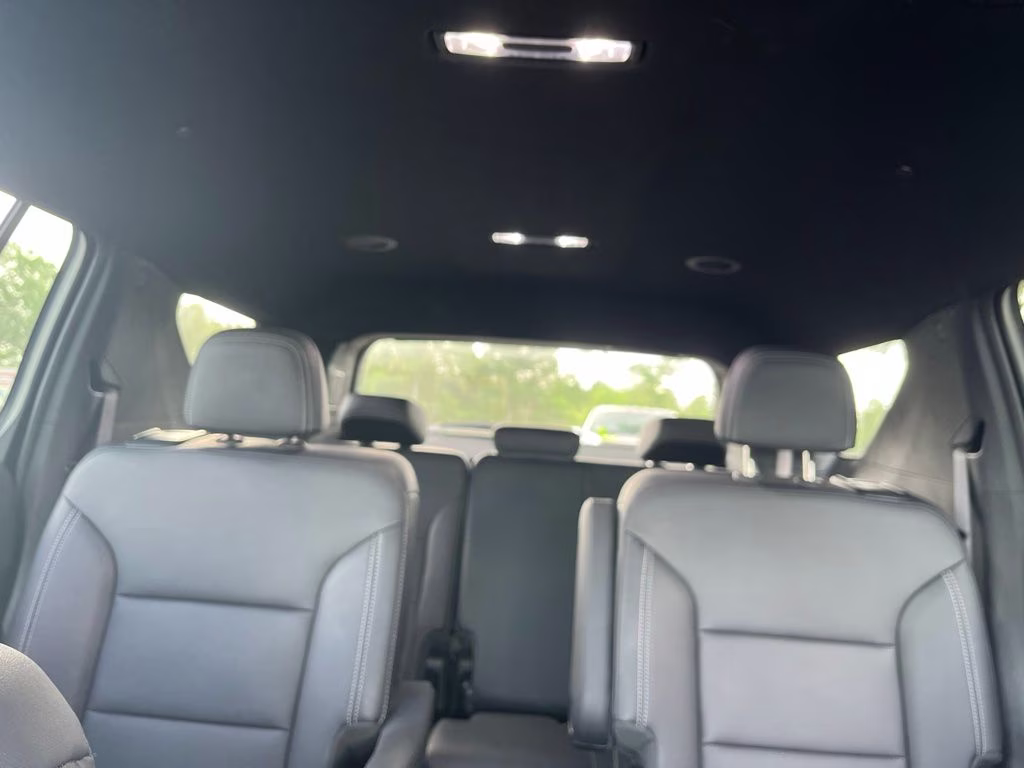 2025 Mosaic Black Metallic Chevrolet Traverse LT 1LT FWD SUV