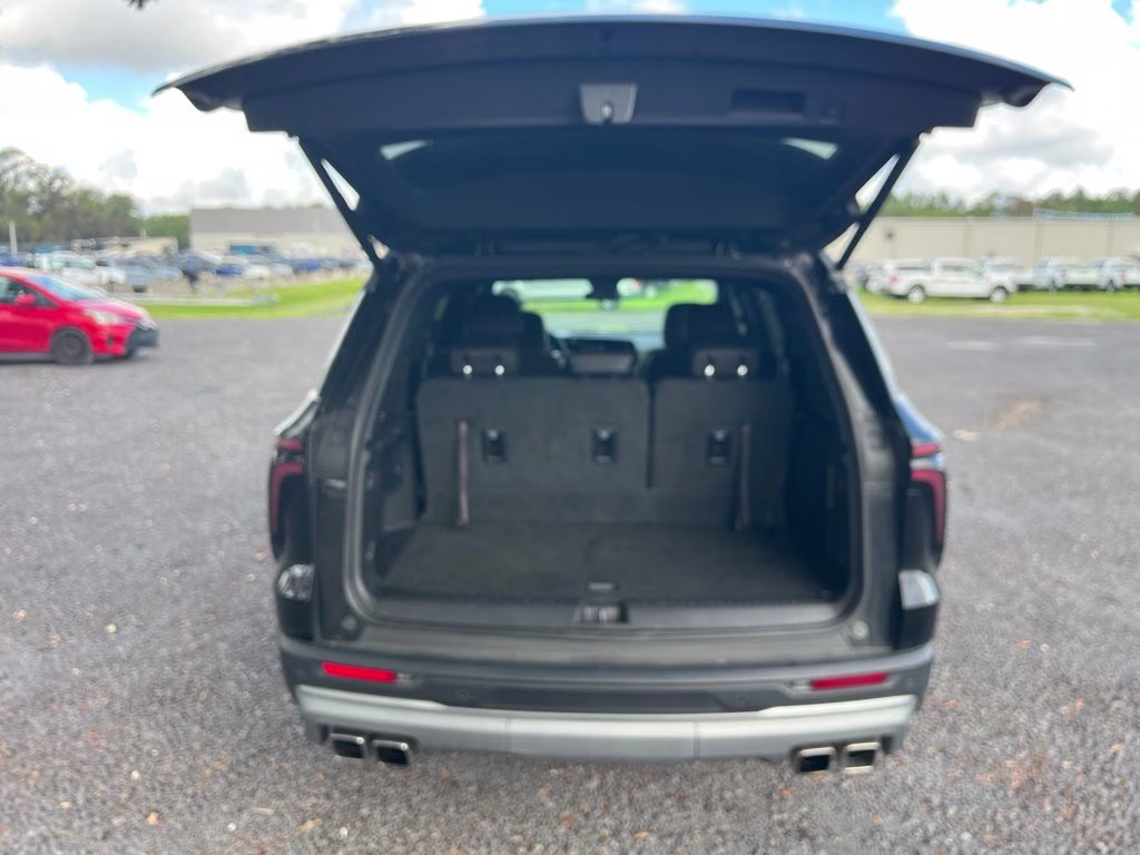 2025 Mosaic Black Metallic Chevrolet Traverse LT 1LT FWD SUV