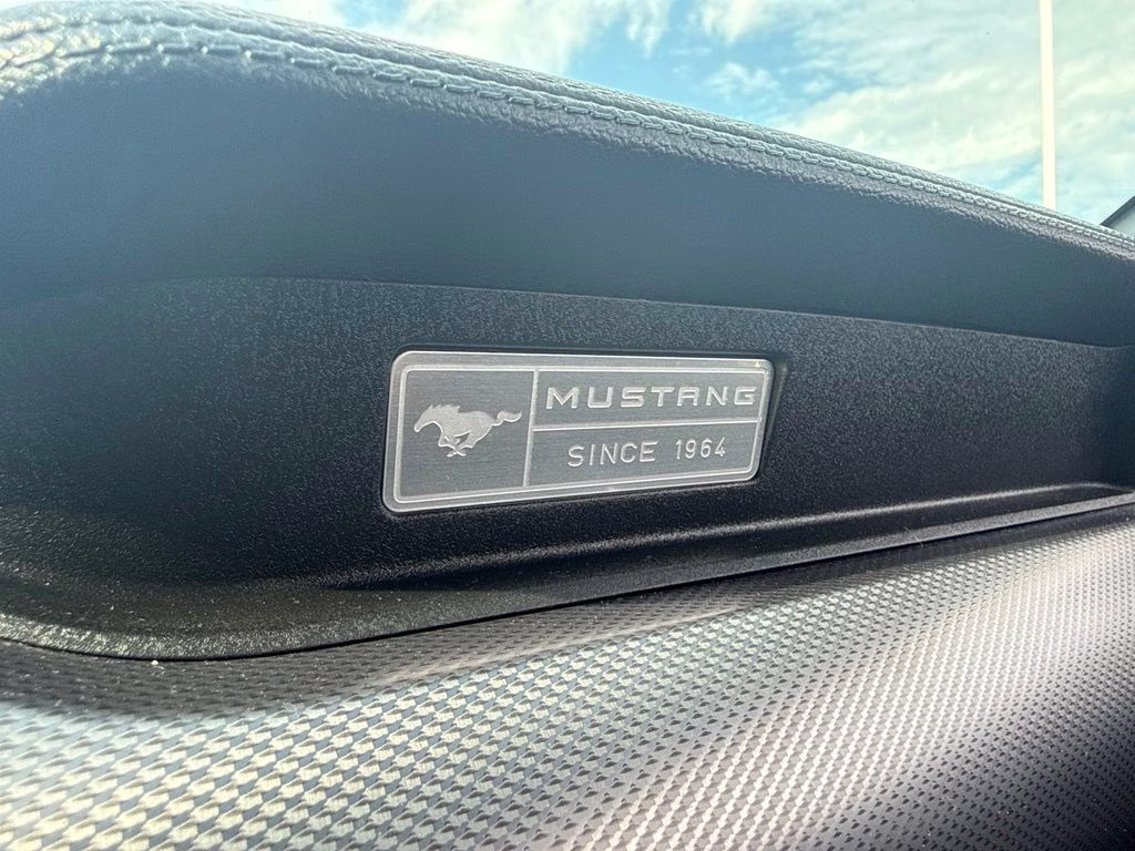 2016 Oxford White Ford Mustang EcoBoost RWD Coupe