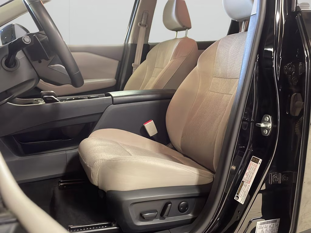 2025 Super Black Nissan Rogue SV AWD SUV