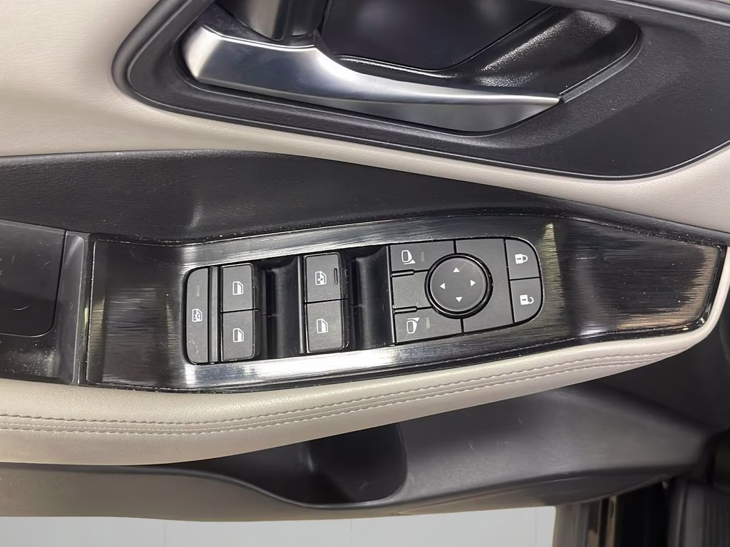2025 Super Black Nissan Rogue SV AWD SUV
