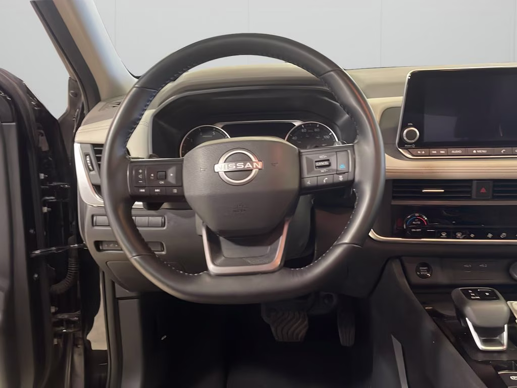 2025 Super Black Nissan Rogue SV AWD SUV