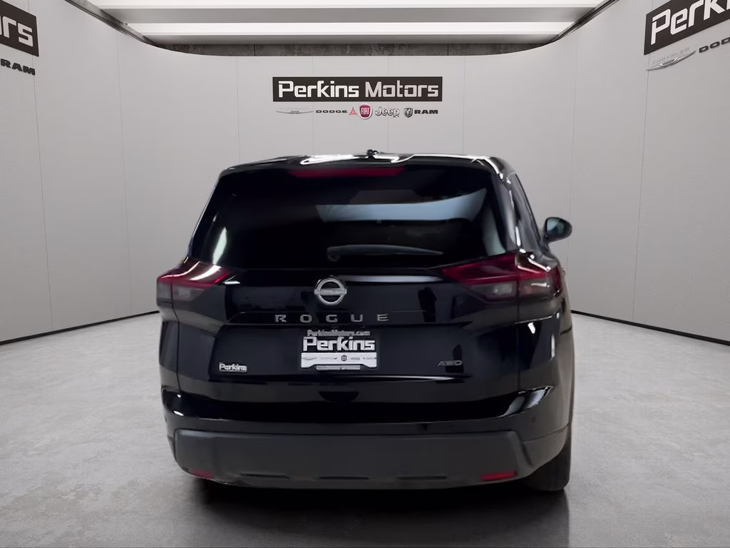 2025 Super Black Nissan Rogue SV AWD SUV