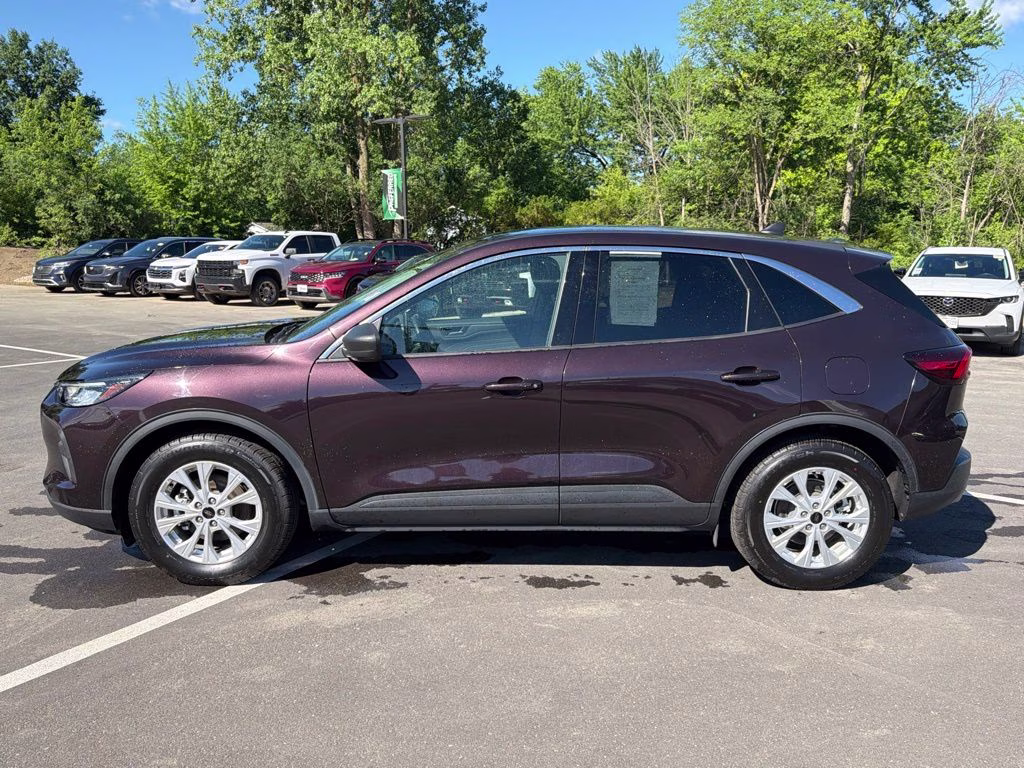 2023 Cinnabar Red Ford Escape Active FWD SUV
