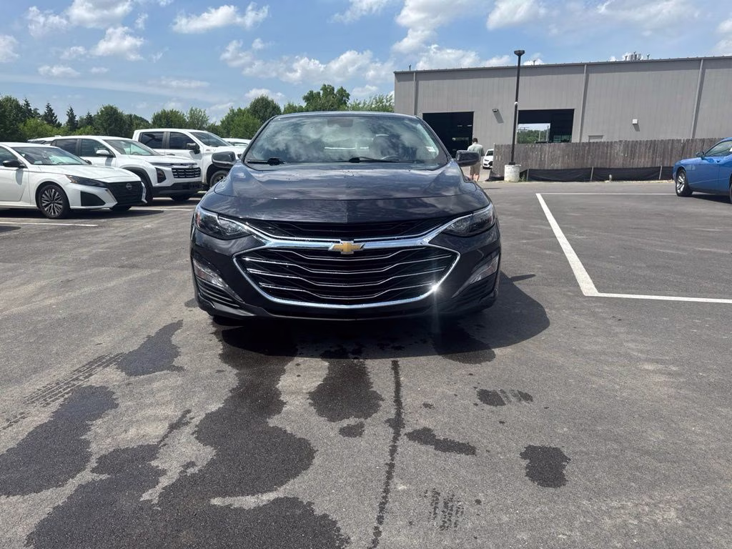 2023 Dark Ash Metallic Chevrolet Malibu LT FWD Sedan