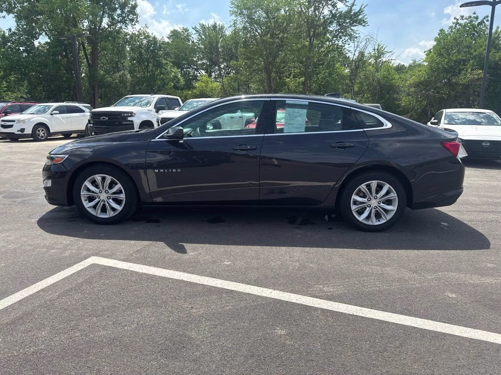 2023 Dark Ash Metallic Chevrolet Malibu LT FWD Sedan
