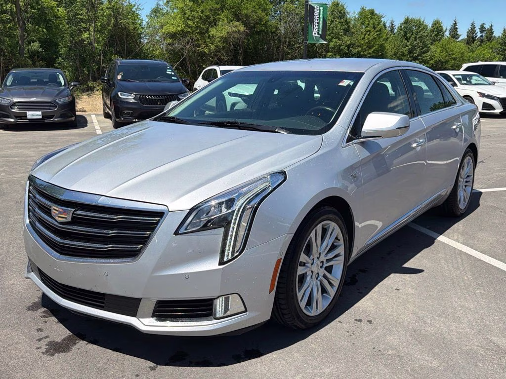 2019 Radiant Silver Metallic Cadillac XTS Luxury FWD Sedan