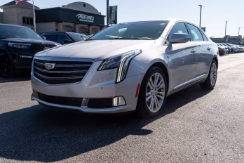 2019 Radiant Silver Metallic Cadillac XTS Luxury FWD Sedan