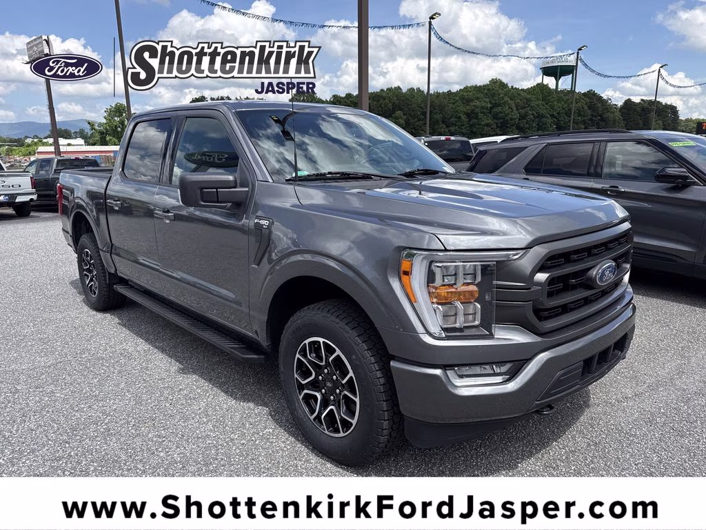 2023 Gray Metallic Ford F-150 XLT 4X4 Truck