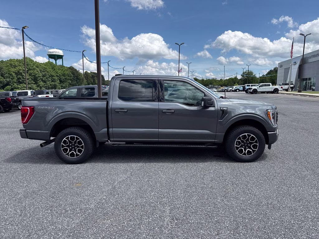 2023 Gray Metallic Ford F-150 XLT 4X4 Truck