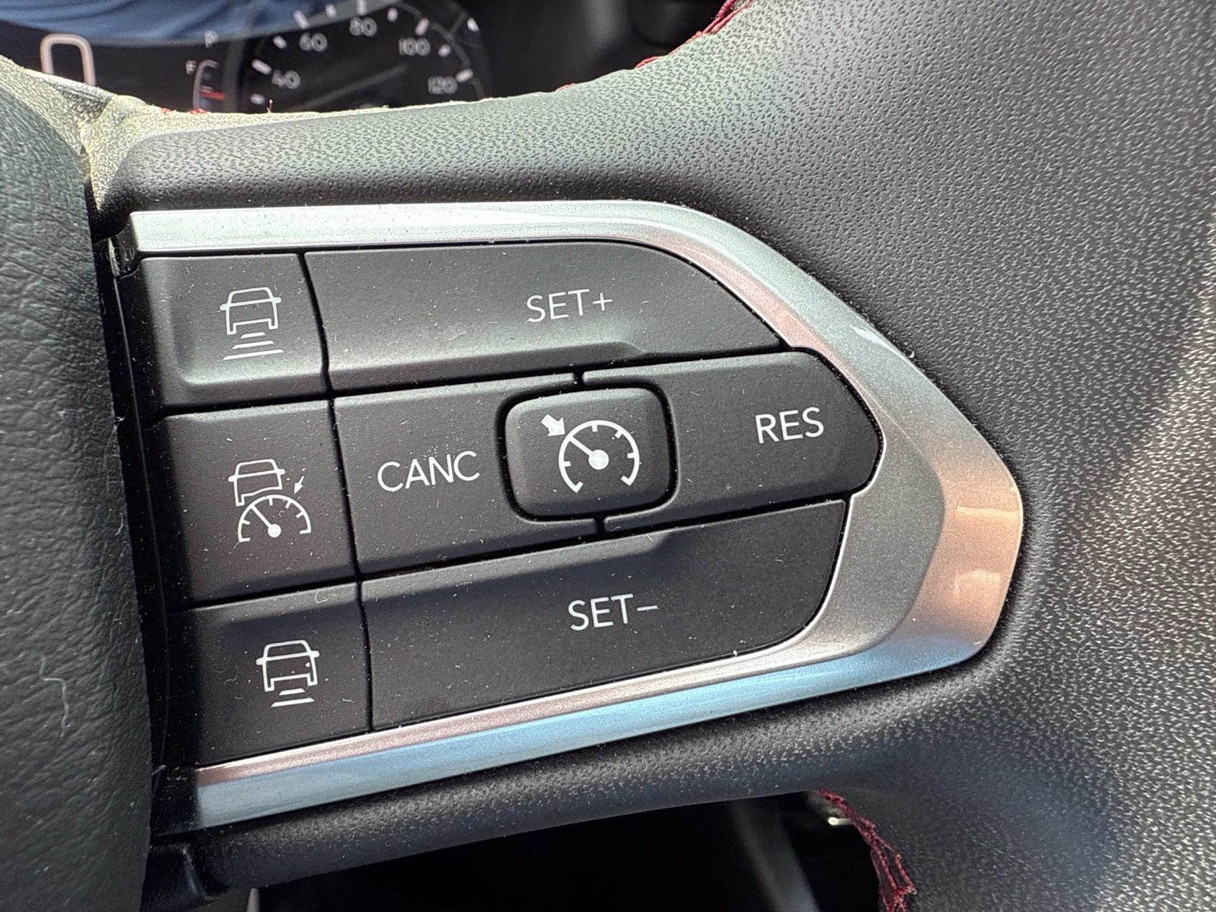 2025 Bright White Clearcoat Jeep Compass Trailhawk 4X4 SUV