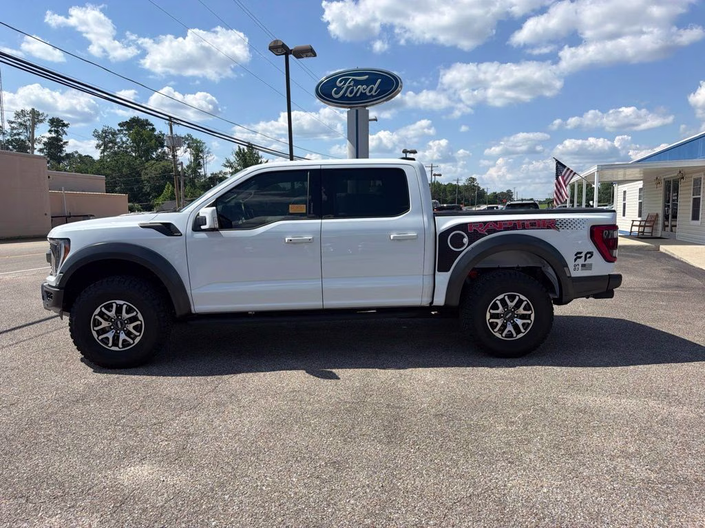 2023 Oxford White Ford F-150 Raptor 4X4 Truck