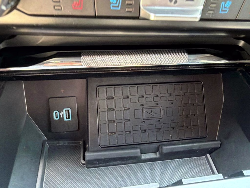 2023 Oxford White Ford F-150 Raptor 4X4 Truck