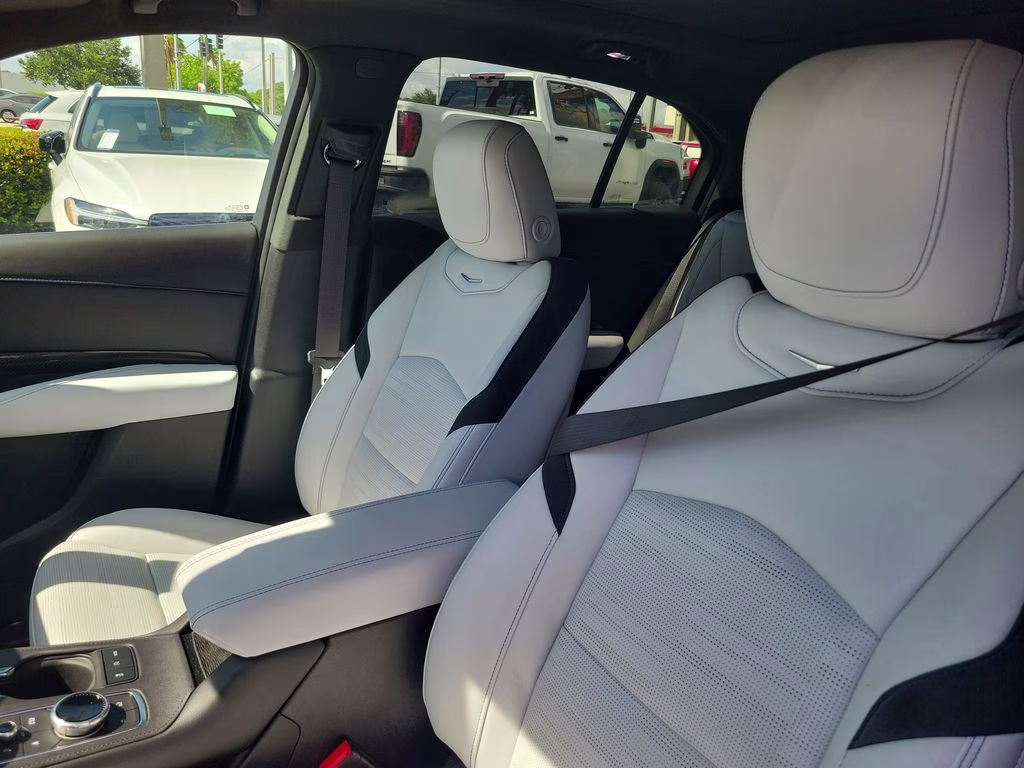 2024 Stellar Black Metallic Cadillac XT4 FWD Sport FWD SUV
