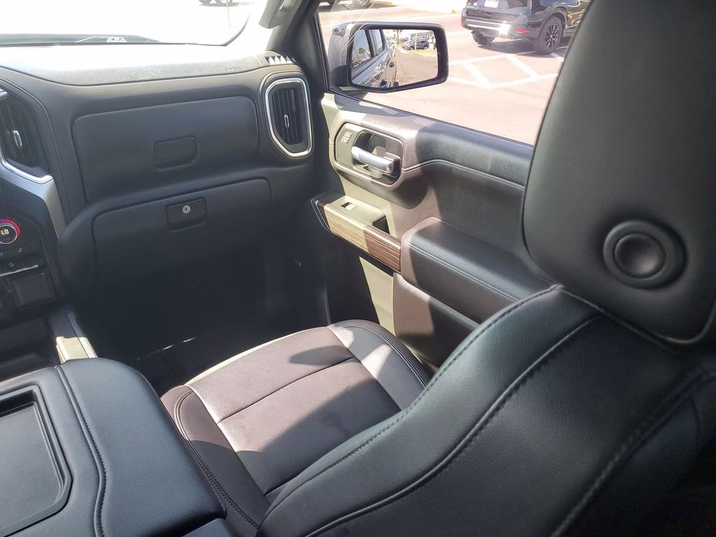 2021 Gray Chevrolet Silverado 1500 LT Trail Boss 4X4 Truck