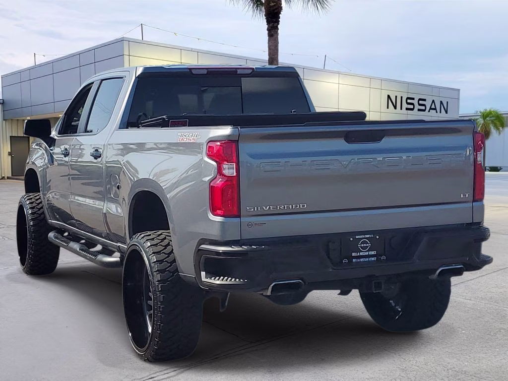 2021 Gray Chevrolet Silverado 1500 LT Trail Boss 4X4 Truck