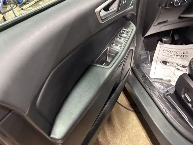 2024 Green Metallic Ford Edge SEL AWD SUV