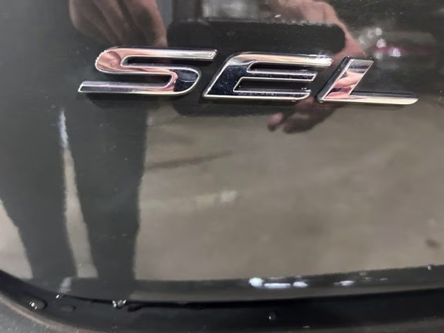 2024 Green Metallic Ford Edge SEL AWD SUV