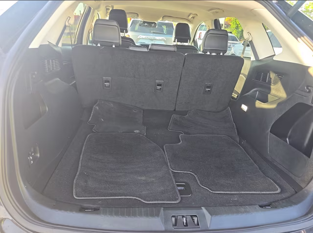 2024 Black Metallic Ford Edge SEL AWD SUV