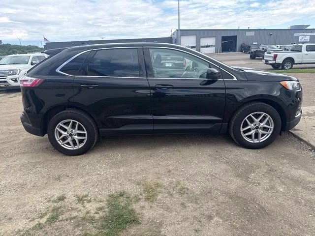 2024 Black Metallic Ford Edge SEL AWD SUV