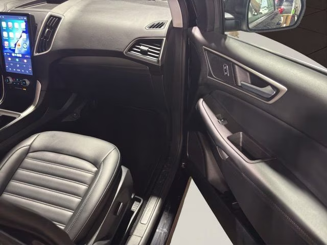 2024 Black Metallic Ford Edge SEL AWD SUV