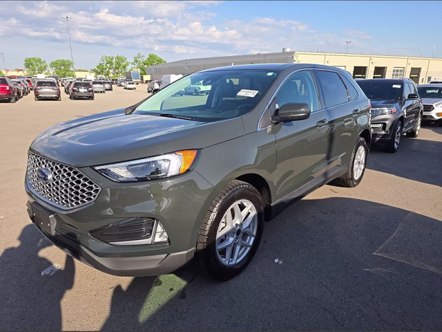2024 Green Metallic Ford Edge SEL AWD SUV