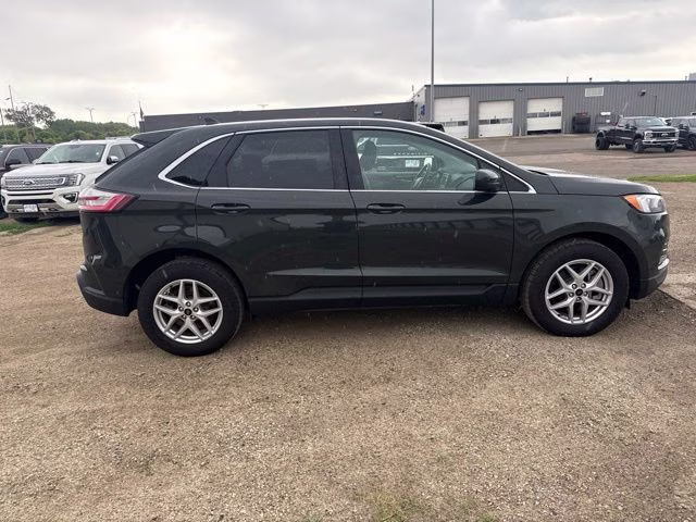 2024 Green Metallic Ford Edge SEL AWD SUV