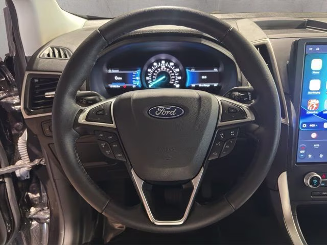 2024 Black Metallic Ford Edge SEL AWD SUV